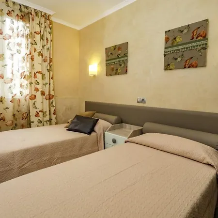 Yourhouse Ronda Playa Holidays *